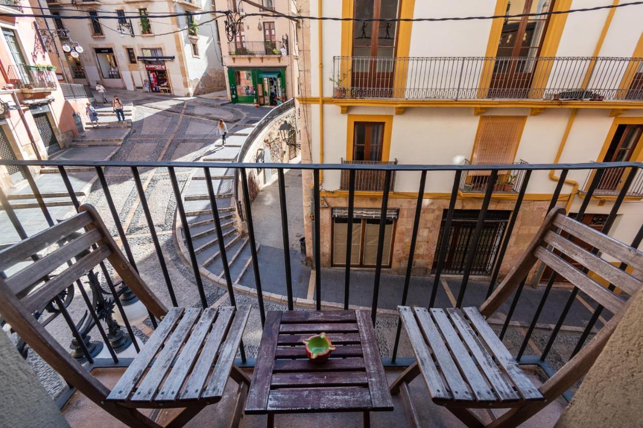 Apartamento En Plaza Sedassos Centro Historico Tarragona Dış mekan fotoğraf